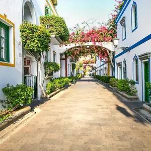 Billy's By Livvo Puerto De Mogan